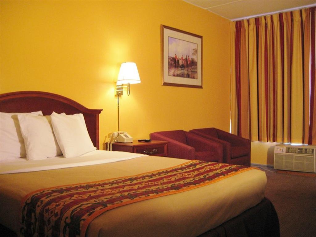 Charlotte Express Inn Szoba fotó