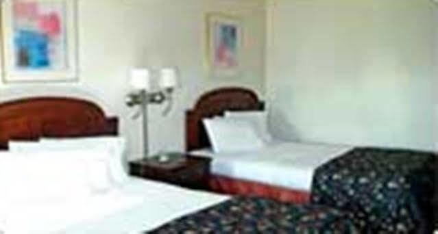 Charlotte Express Inn Kültér fotó